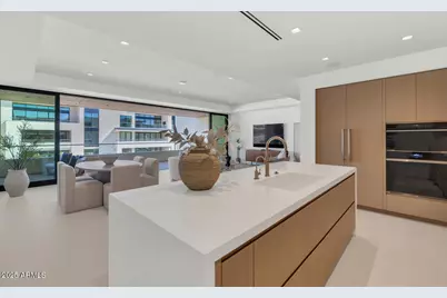 6587 N Palmeraie Boulevard #2007, Paradise Valley, AZ 85253 - Photo 8