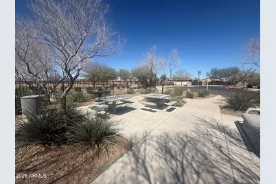 23320 N 184th Lane, Surprise, AZ 85387 - Photo 32