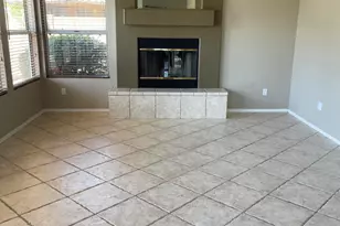 6335 W Donald Dr, Glendale, AZ 85310 - Photo 8