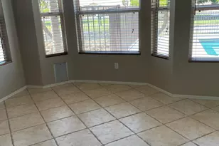 6335 W Donald Dr, Glendale, AZ 85310 - Photo 10