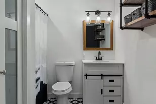 8328 E Palm Ln, Scottsdale, AZ 85257 - Photo 20