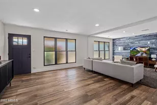 8328 E Palm Ln, Scottsdale, AZ 85257 - Photo 2