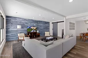 8328 E Palm Ln, Scottsdale, AZ 85257 - Photo 4