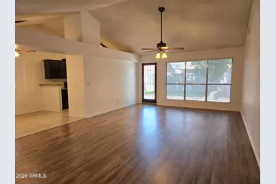 7326 W Maryland Avenue W, Glendale, AZ 85303 - Photo 16