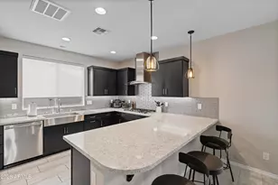 264 E Catalina Ln, Queen Creek, AZ 85140 - Photo 14