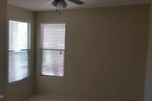 3210 E Lark Dr, Chandler, AZ 85286 - Photo 4