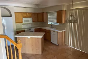 4817 E Hazel Dr, Phoenix, AZ 85044 - Photo 4