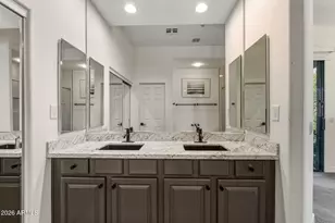 19550 N Grayhawk Dr, Scottsdale, AZ 85255 - Photo 24