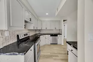 950 S Valencia, Mesa, AZ 85202 - Photo 6