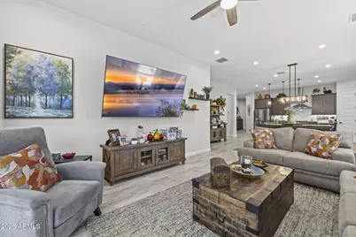 5111 E Village Drive, Scottsdale, AZ 85254 - Photo 24