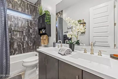 5111 E Village Drive, Scottsdale, AZ 85254 - Photo 8