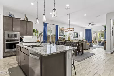 5111 E Village Drive, Scottsdale, AZ 85254 - Photo 14