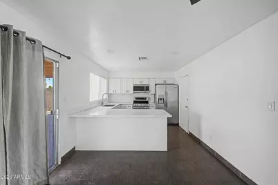 9235 N 74th Drive, Peoria, AZ 85345 - Photo 16