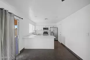 9235 N 74th Dr, Peoria, AZ 85345 - Photo 16