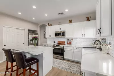 725 S 123rd Drive, Avondale, AZ 85323 - Photo 8