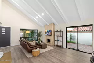 5822 N Scottsdale Rd, Paradise Valley, AZ 85253 - Photo 8