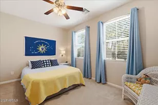 8954 W Seldon Ln, Peoria, AZ 85345 - Photo 18