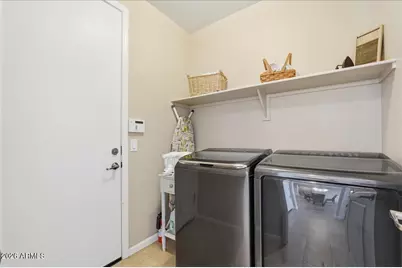 8954 W Seldon Lane, Peoria, AZ 85345 - Photo 24