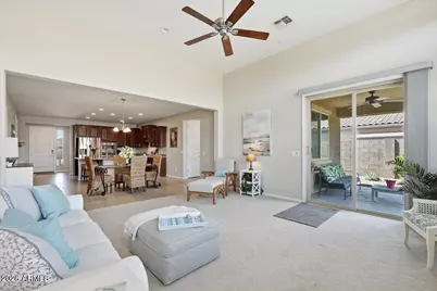 8954 W Seldon Lane, Peoria, AZ 85345 - Photo 2