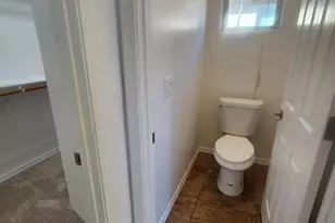 7239 N 89th Dr, Glendale, AZ 85305 - Photo 12