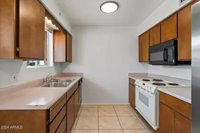 6438 E Butte Street #Apt 2, Mesa, AZ 85205 - Photo 12
