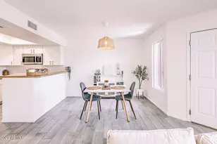 2040 S Longmore, Mesa, AZ 85202 - Photo 10