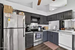 1718 S Longmore St, Mesa, AZ 85202 - Photo 10