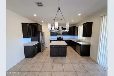 13232 W Tether Trail, Peoria, AZ 85383 - Photo 8