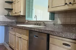 4121 E Edgemont Ave, Phoenix, AZ 85008 - Photo 14