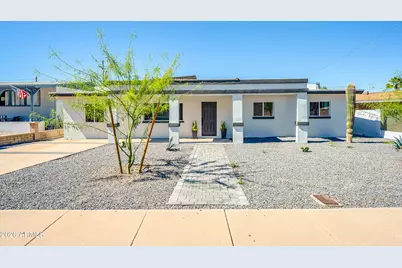 8436 N 13th Place, Phoenix, AZ 85020 - Photo 1