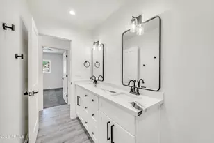 8436 N 13th Pl, Phoenix, AZ 85020 - Photo 18