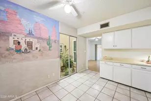 1035 E Laguna Dr, Tempe, AZ 85282 - Photo 14