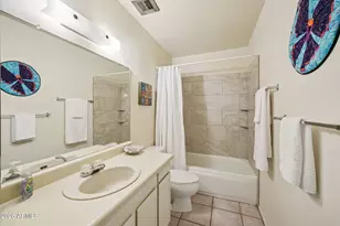 1035 E Laguna Dr, Tempe, AZ 85282 - Photo 16