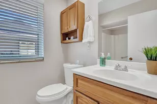 10925 W Roundelay Cir, Sun City, AZ 85351 - Photo 20