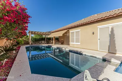 18465 W Sunnyslope Lane, Waddell, AZ 85355 - Photo 34