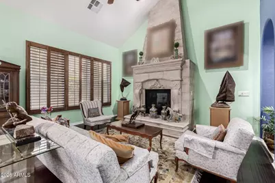 18465 W Sunnyslope Lane, Waddell, AZ 85355 - Photo 8