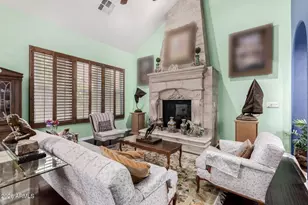 18465 W Sunnyslope Ln, Waddell, AZ 85355 - Photo 8