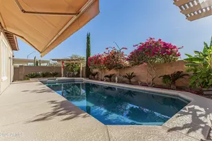 18465 W Sunnyslope Ln, Waddell, AZ 85355 - Photo 1