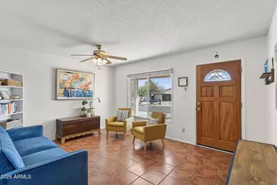 2822 E Willow Avenue, Phoenix, AZ 85032 - Photo 2