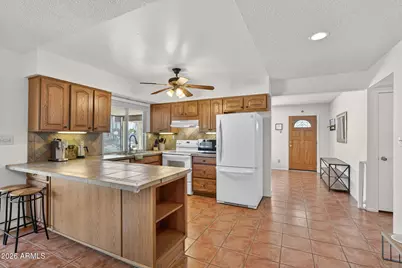 2822 E Willow Avenue, Phoenix, AZ 85032 - Photo 6