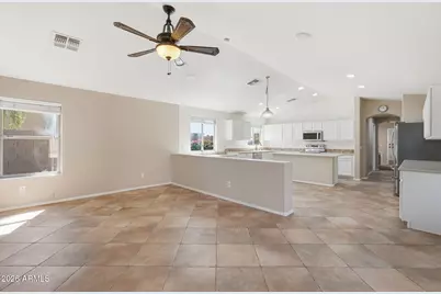 5515 N 83rd Drive, Glendale, AZ 85305 - Photo 18