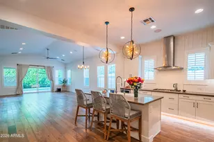 3850 E Crittenden Ln, Phoenix, AZ 85018 - Photo 10