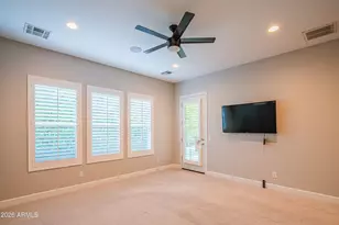 3850 E Crittenden Ln, Phoenix, AZ 85018 - Photo 24