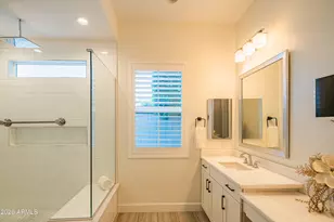 3850 E Crittenden Ln, Phoenix, AZ 85018 - Photo 28
