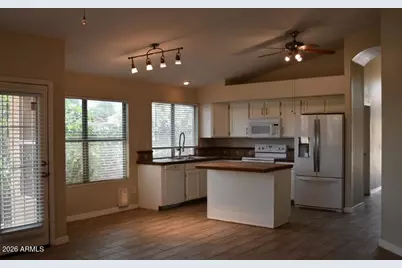 1476 E Silver Creek Road, Gilbert, AZ 85296 - Photo 2