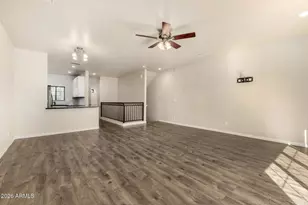 3426 E Avalon Dr, Phoenix, AZ 85018 - Photo 6