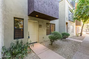 3426 E Avalon Dr, Phoenix, AZ 85018 - Photo 2