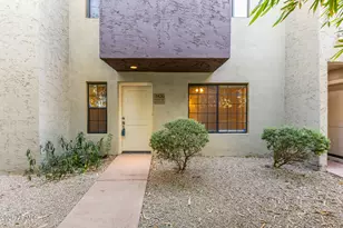 3426 E Avalon Dr, Phoenix, AZ 85018 - Photo 1