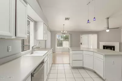 2243 E Edna Avenue, Phoenix, AZ 85022 - Photo 8