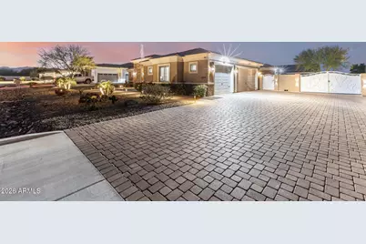 18214 W San Miguel Court, Litchfield Park, AZ 85340 - Photo 4